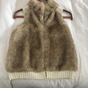 Fur vest